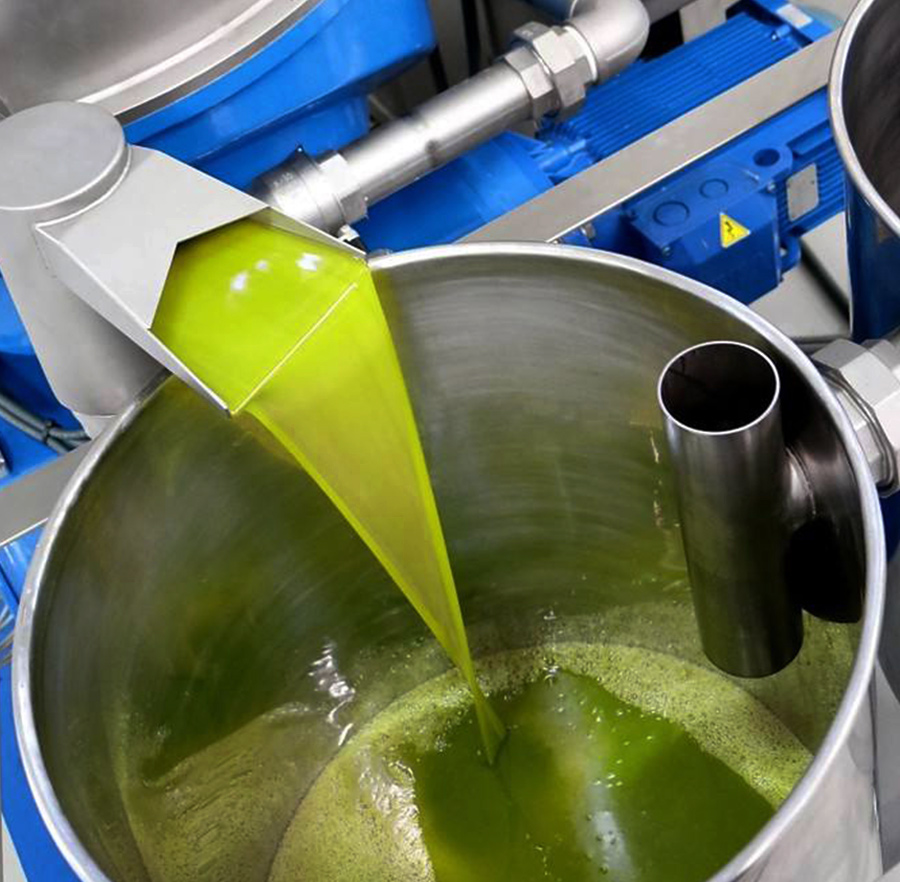 純物理低溫壓榨，
無(wú)任何防腐劑和添加劑。