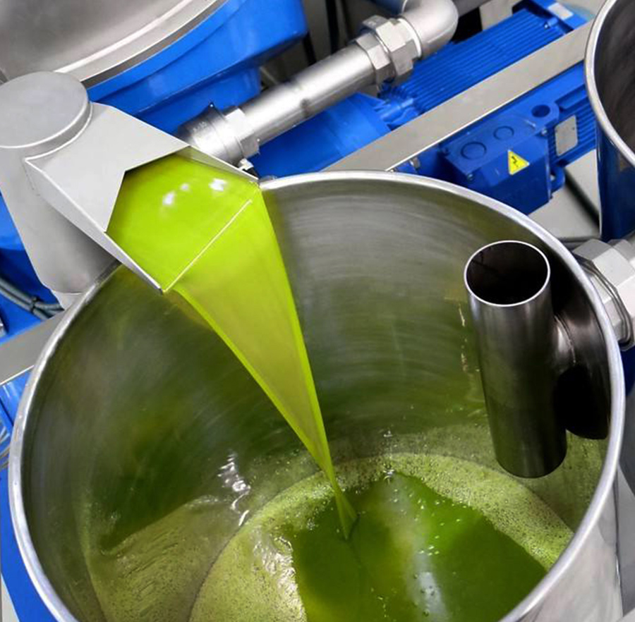 純物理低溫壓榨，
無任何防腐劑和添加劑。